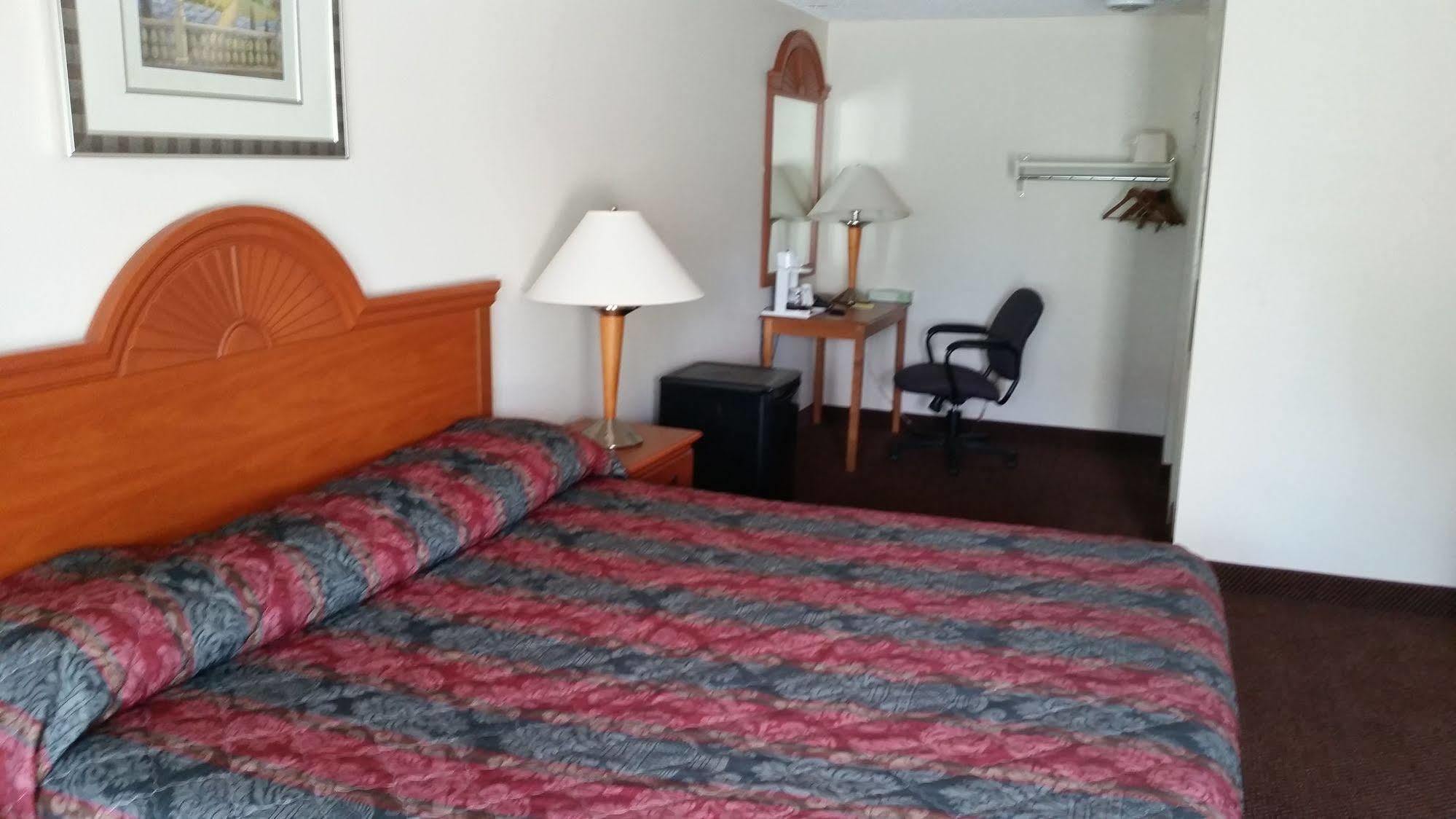 Mayfield Inn 克拉里恩 外观 照片